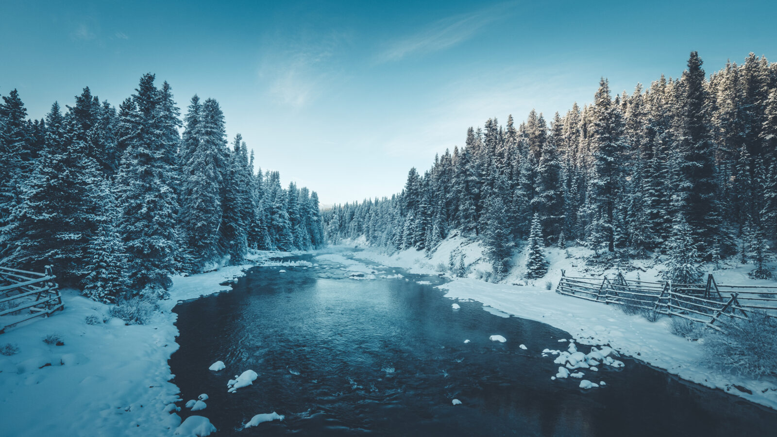 Maligne River © Jeff Lewis Photography